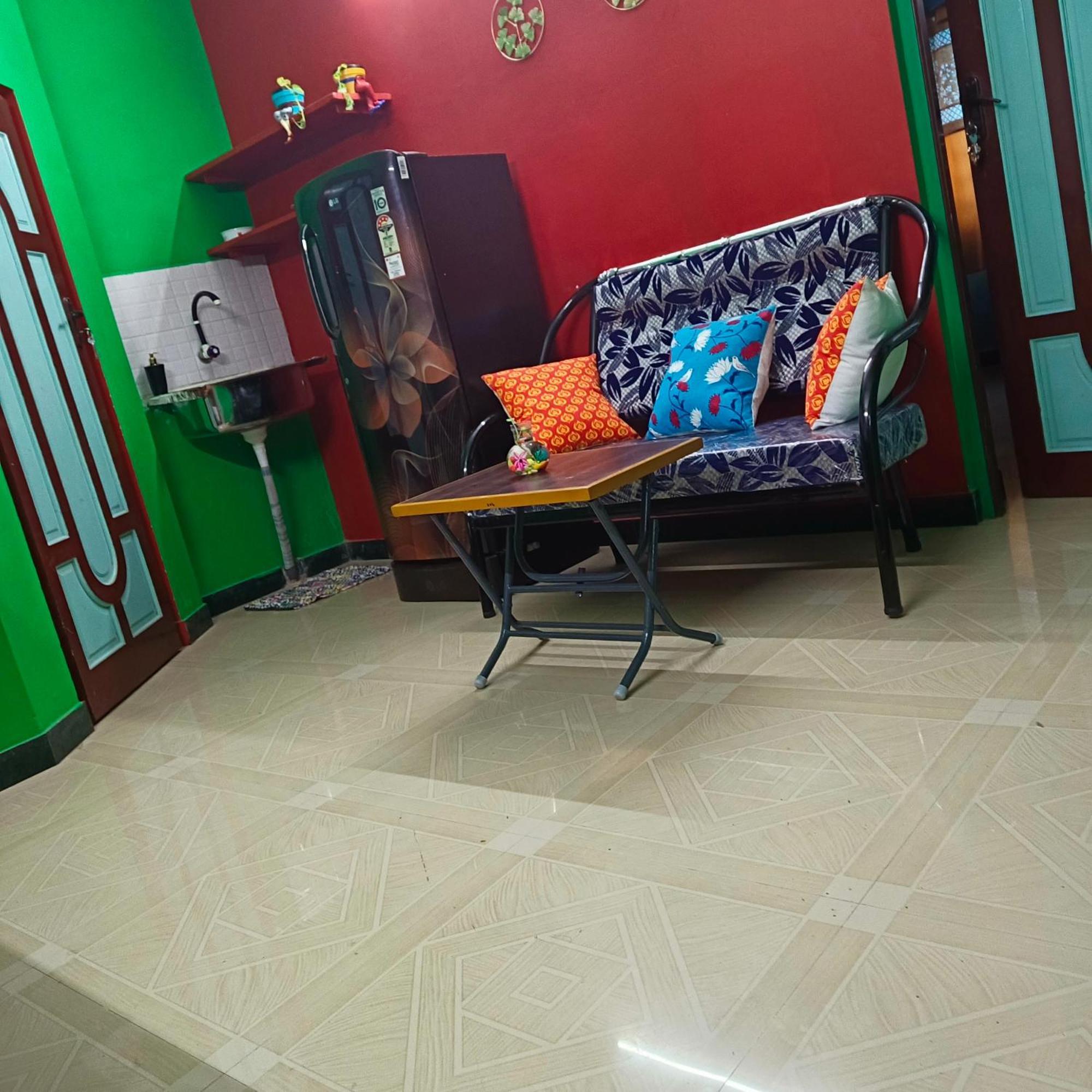 Blue Waves Homestay Pondicherry Luaran gambar