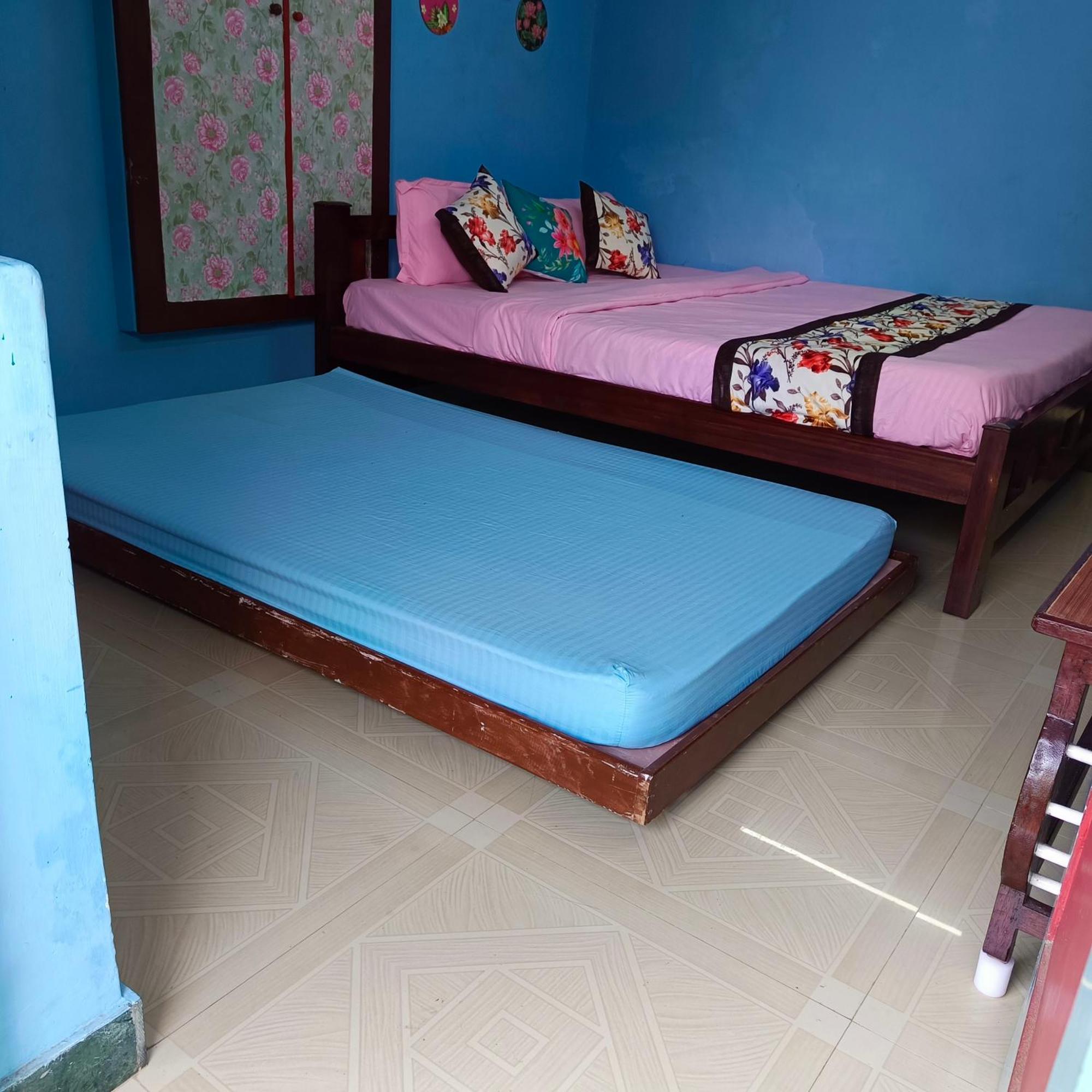 Blue Waves Homestay Pondicherry Luaran gambar