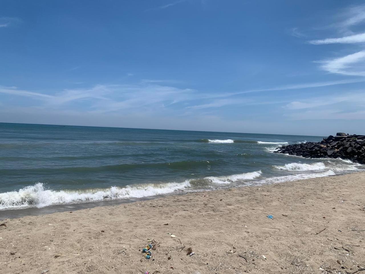 Blue Waves Homestay Pondicherry Luaran gambar